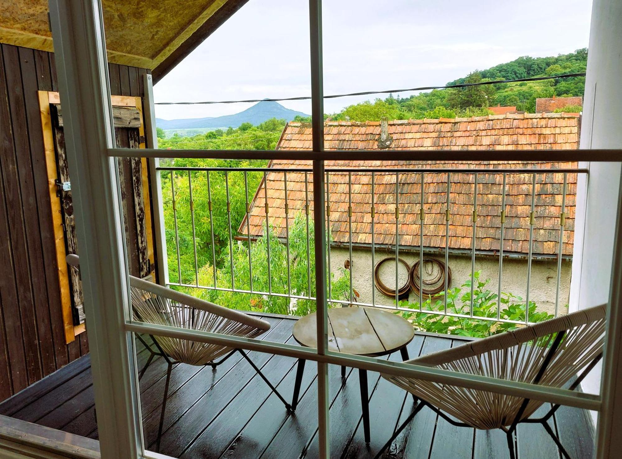 Agnes Almai Agnes Apples Villa Kisapati Exterior foto